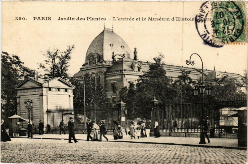 Carte postale ancienne Paris (5e) Jardin des Plantes. L'Entrée et le Museum à Paris 5e