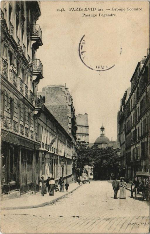 Carte postale ancienne Groupe Scolaire - Passage Legendre à Paris 17e