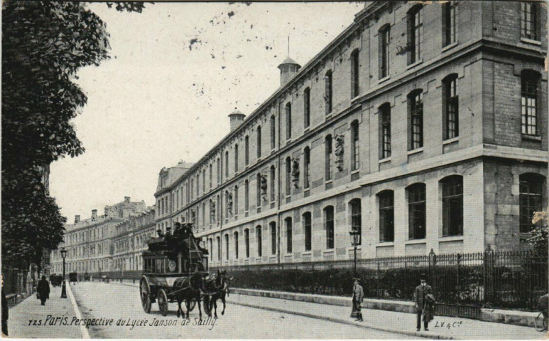 Carte postale ancienne Perspective du Lycée Janson de Sailly à Paris 16e