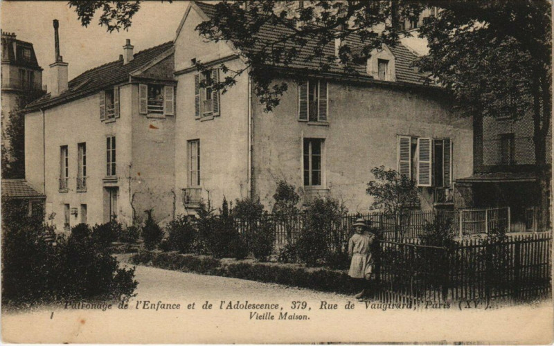 Carte postale ancienne Patronage de l'Enfance de l'Adolescence - Rue de Vaugirard - Vieille Maison à Paris 15e