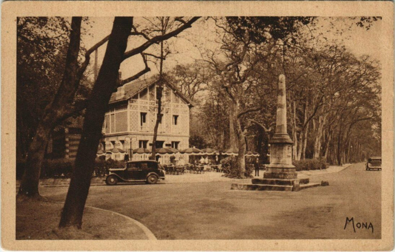 Carte postale ancienne Chalet de la Croix-Catelan à Paris 16e