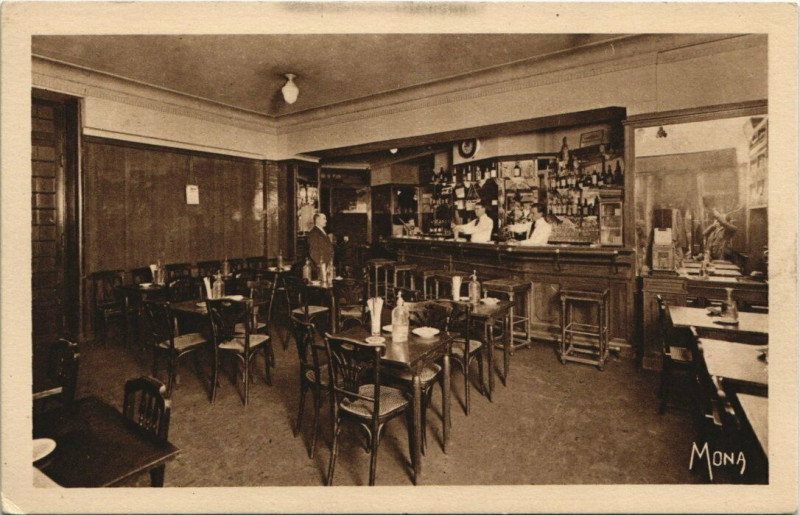 Carte postale ancienne Boulevard Malesherbes - Salon de Thé Restaurant Félix Potin - intérieur à Paris 8e