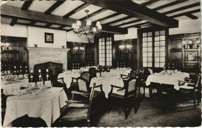 Carte postale ancienne Paris 8e - Rotisserie de la Reine Pedauque à Paris 8e