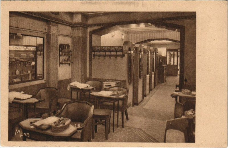 Carte postale ancienne Paris 9e - Chez Claude à Paris 9e