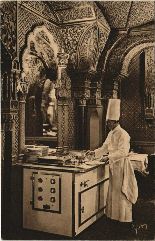 Carte postale ancienne Paris 2e - Restaurant Luce à Paris 2e