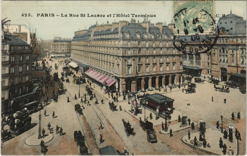 Carte postale ancienne Paris 9e - La Rue Saint-Lazare et l'Hotel Terminus à Paris 9e
