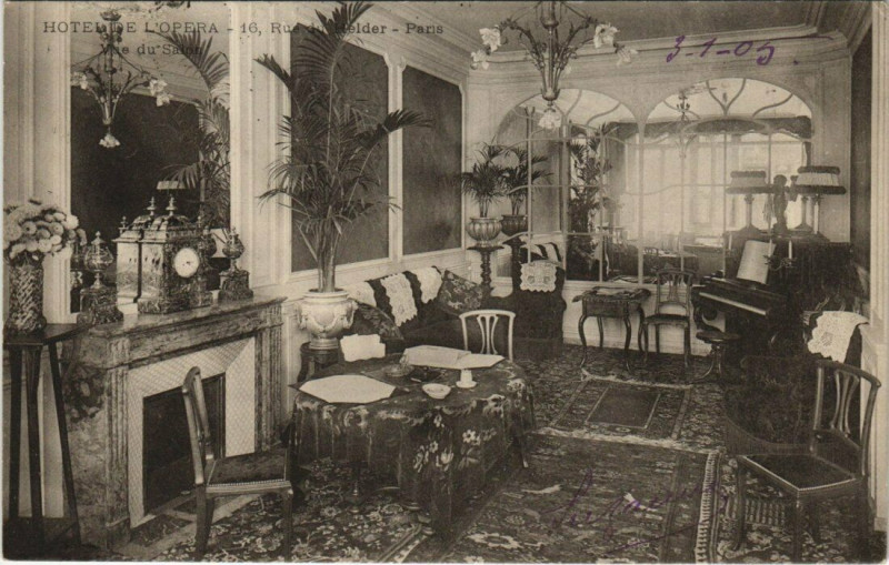 Carte postale ancienne Paris 9e - Hotel de L'Opera à Paris 9e