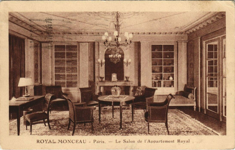 Carte postale ancienne Paris 8e - Royal Monceau - Le Salon de l'Appartement Royal à Paris 8e