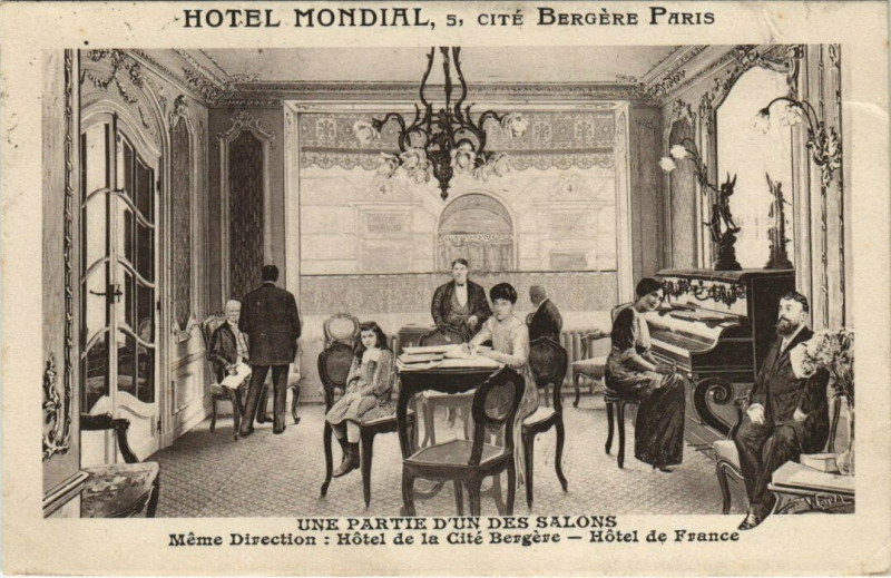 Carte postale ancienne Hôtel Mondial - cité Bergère Paris - Une partie d'un des salons à Paris 9e