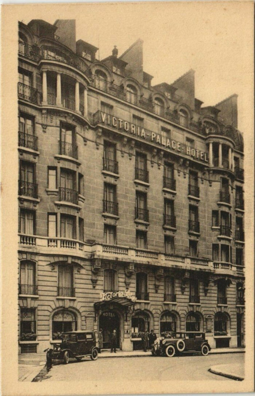 Carte postale ancienne Victoria Palace Hôtel à Paris 6e