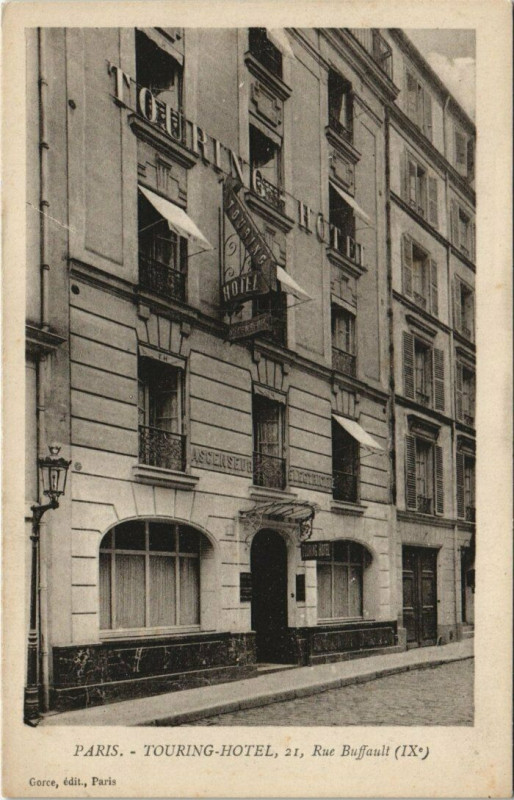 Carte postale ancienne Touring-Hotel à Paris 9e