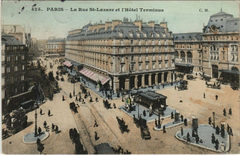 Carte postale ancienne Paris 9e - La Rue Saint-Lazare et l'Hotel Terminus à Paris 9e