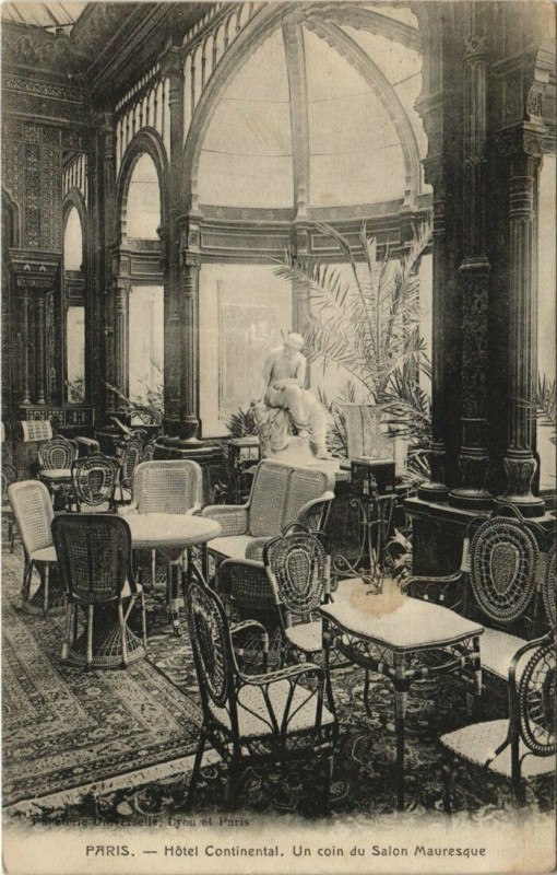 Carte postale ancienne Paris 9e - Hotel Continental - Un coin du Salon Mauresque à Paris 9e