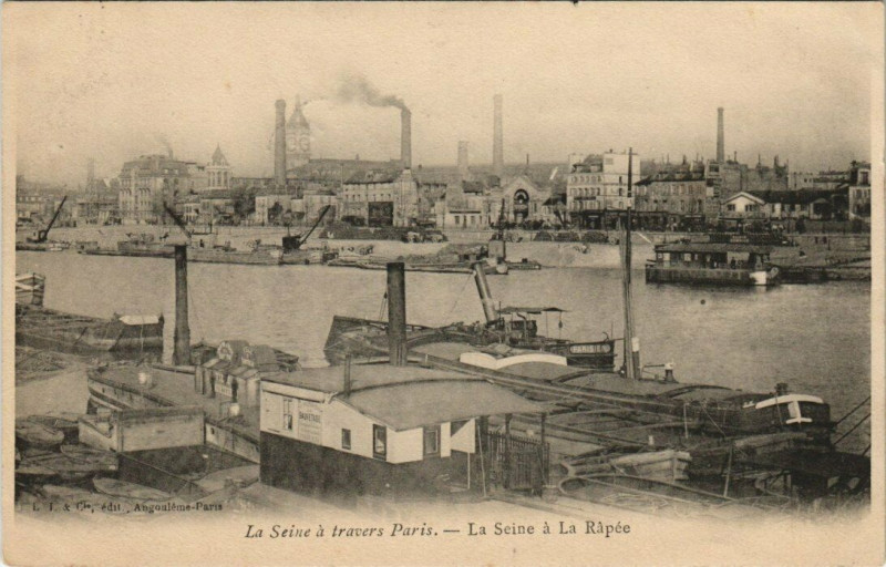 Carte postale ancienne La Seine a travers Paris - La Seine a la Rapée à Paris 13e