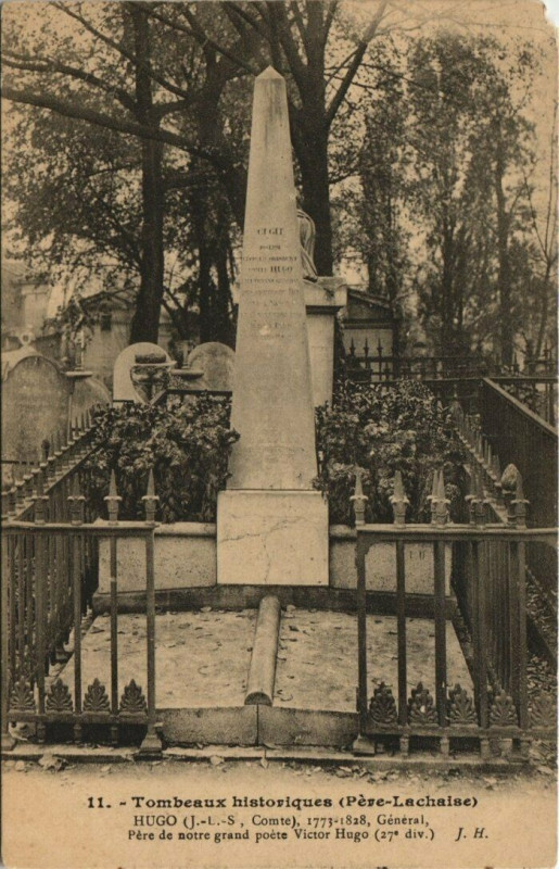 Carte postale ancienne Père-Lachaise - Hugo à Paris 20e