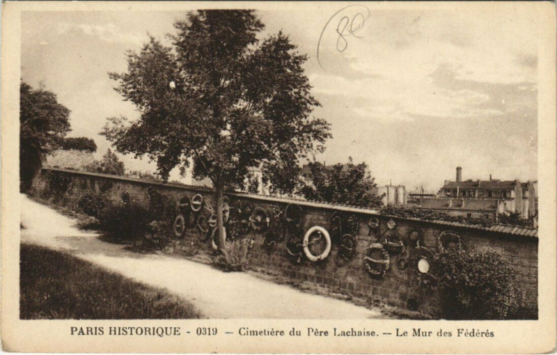 Carte postale ancienne Cimetière du Père-Lachaise - Le Mur des Fédérés à Paris 20e
