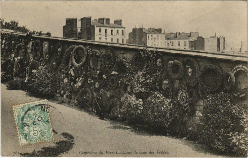 Carte postale ancienne Cimetière du Père-Lachaise, le Mur des Fédérés à Paris 20e