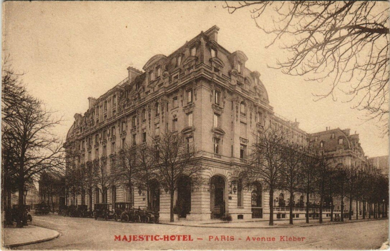 Carte postale ancienne Majestic Hôtel - Avenue Kléber à Paris 16e