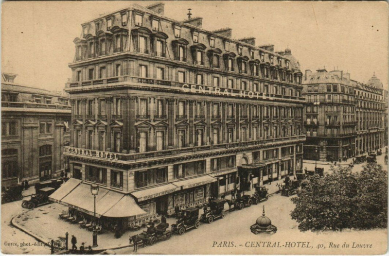 Carte postale ancienne Paris 1er - Central Hotel - 40, Rue du Louvre à Paris 1er