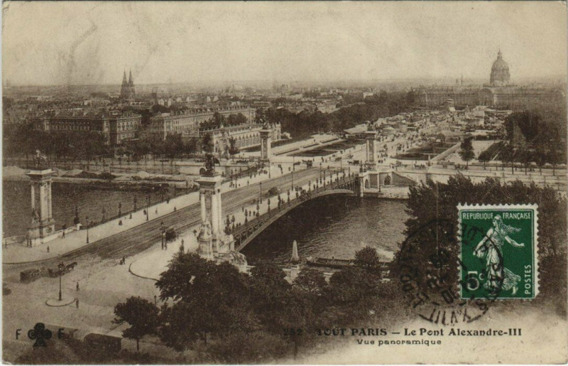 Carte postale ancienne Tout Paris - 252 - Le Pont Alexandre-Iii - Vue panoramique à Paris