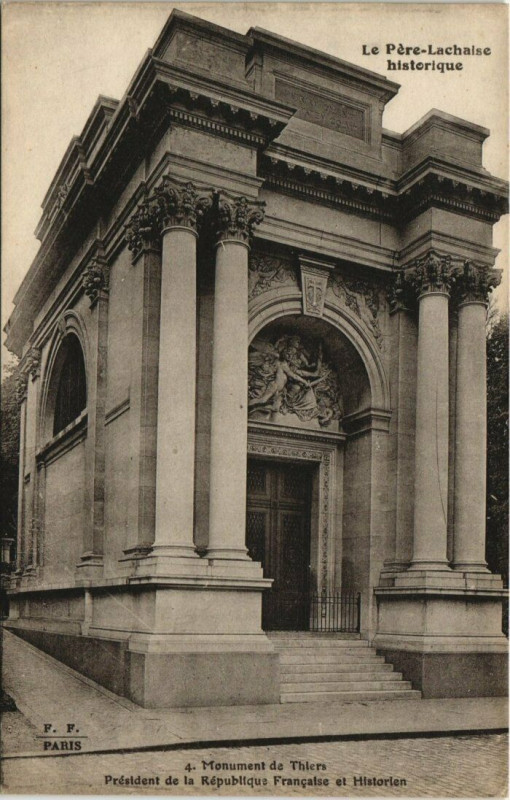 Carte postale ancienne Le Père-Lachaise - Monument de Thiers à Paris 20e