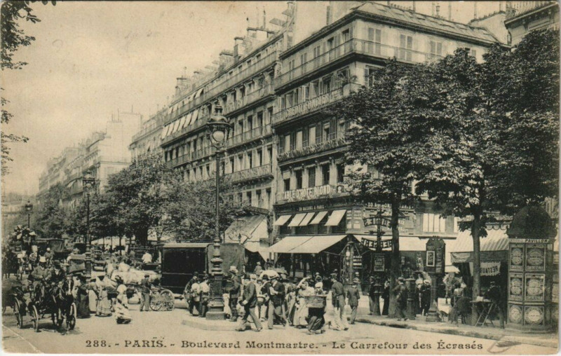 Carte postale ancienne Boulevard Montmartre - Le Carrefour des Ecrasés à Paris 2e