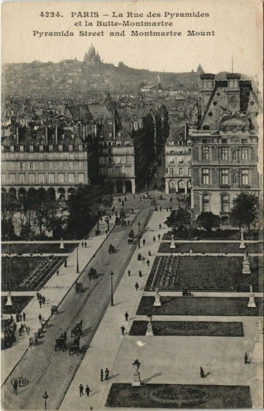 Carte postale ancienne La Rue des Pyramides et la Butte-Montmartre à Paris 1er
