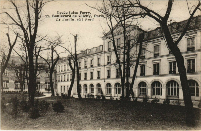 Carte postale ancienne Paris 14e - Lycée Jules Ferry - Le Jardin à Paris 9e