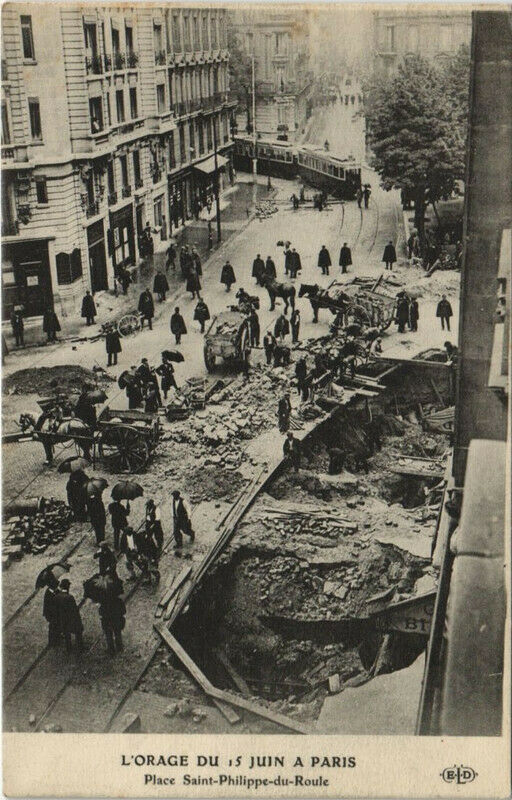 Carte postale ancienne L'Orage Du 15 Juin a Paris (8e) Place Saint-Ph-du-Roule à Paris 8e