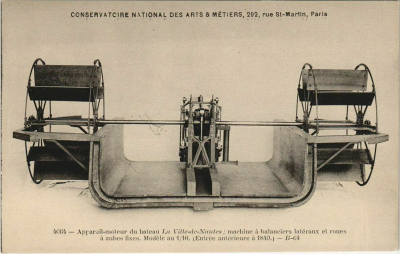 Carte postale ancienne Paris (3e) Cnam - Appareil-moteur du bateau Ville-de-Nantes à Paris 3e