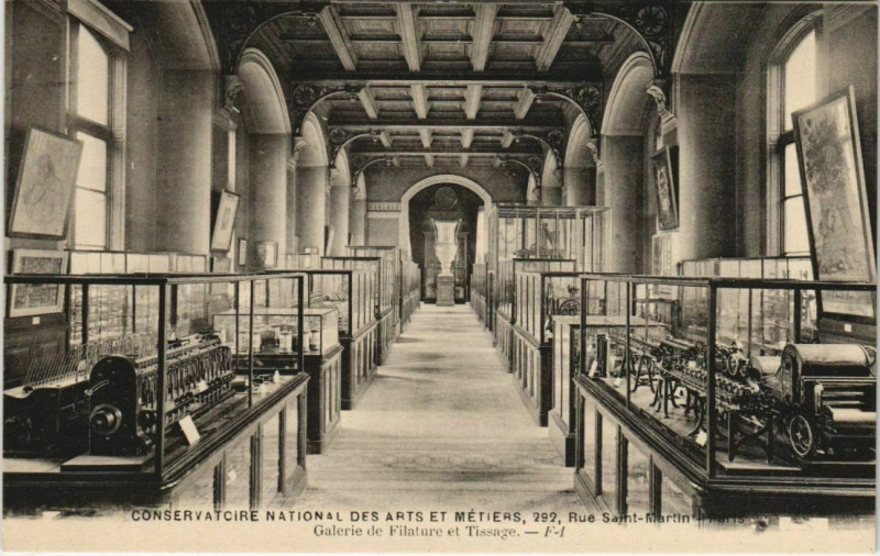 Carte postale ancienne Paris (3e) Cnam - Galerie de Filature et Tissage à Paris 3e