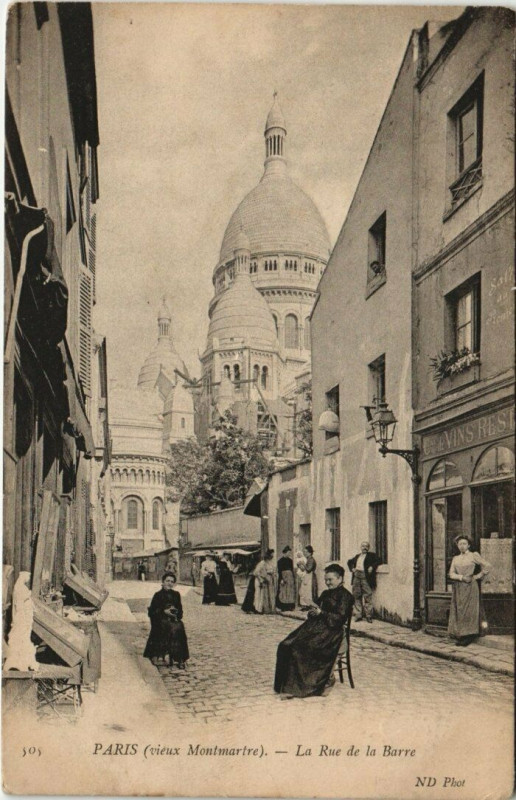 Carte postale ancienne Montmartre - La Rue de la Barre à Paris 18e