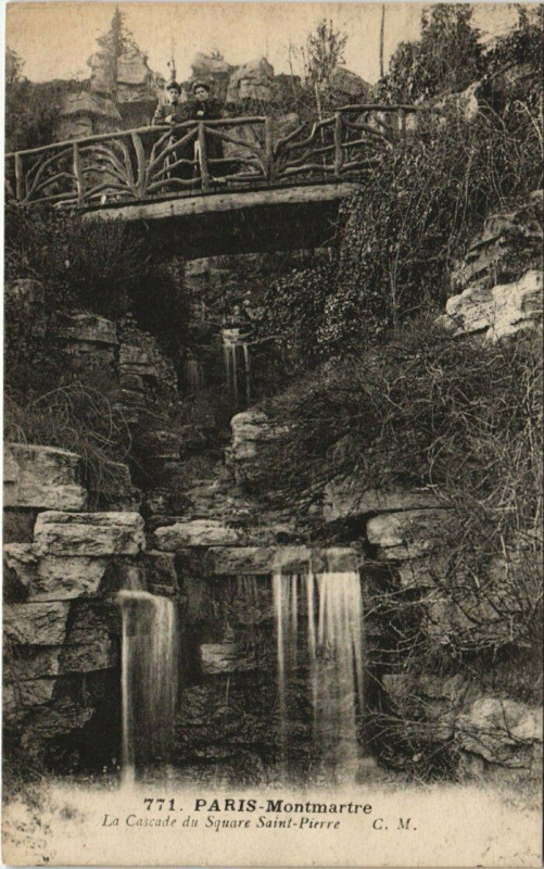 Carte postale ancienne Paris - Montmartre La Cascade du Square Saint-Pierre à Paris