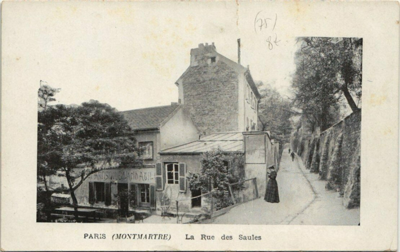 Carte postale ancienne Montmartre - La Rue des Saules à Paris 18e