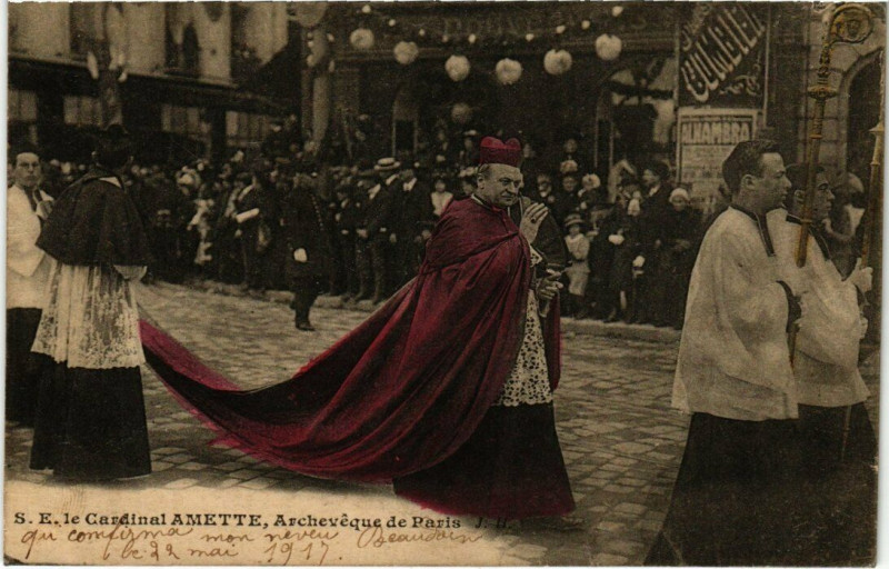 Carte postale ancienne Paris - S.E. le Cardinal Amette, Archevéque de Paris à Paris