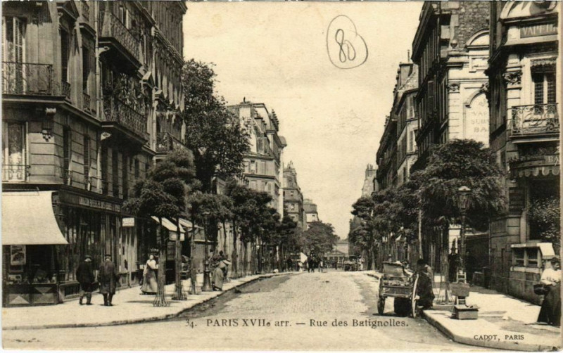 Carte postale ancienne Rue des Batignolles à Paris 17e