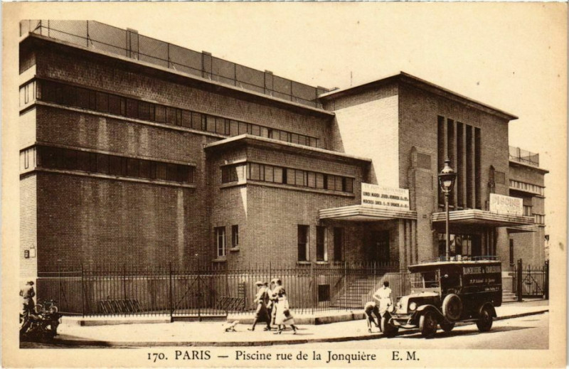 Carte postale ancienne Piscine rue de la Jonquière à Paris 17e