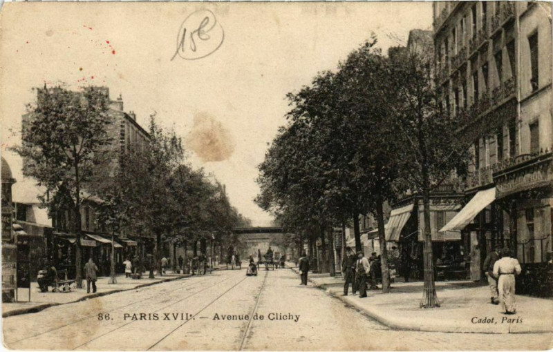 Carte postale ancienne Avenue de Clichy à Paris 17e