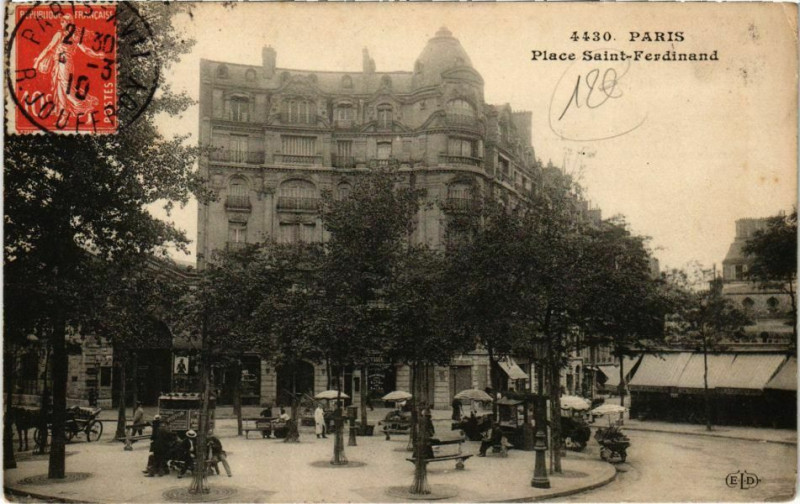 Carte postale ancienne Place Saint-Ferdinand à Paris 17e
