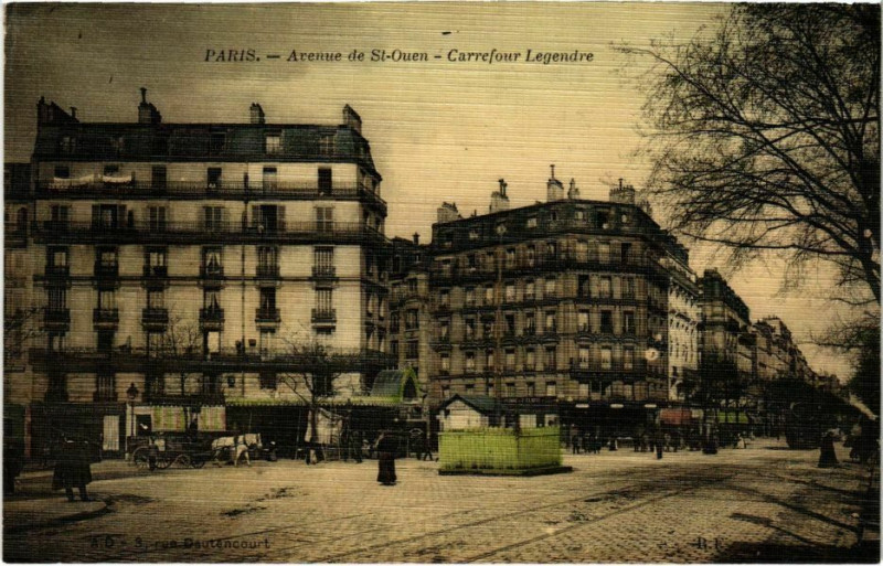 Carte postale ancienne Avenue de Saint-Ouen - Carrefour Legendre à Paris 18e