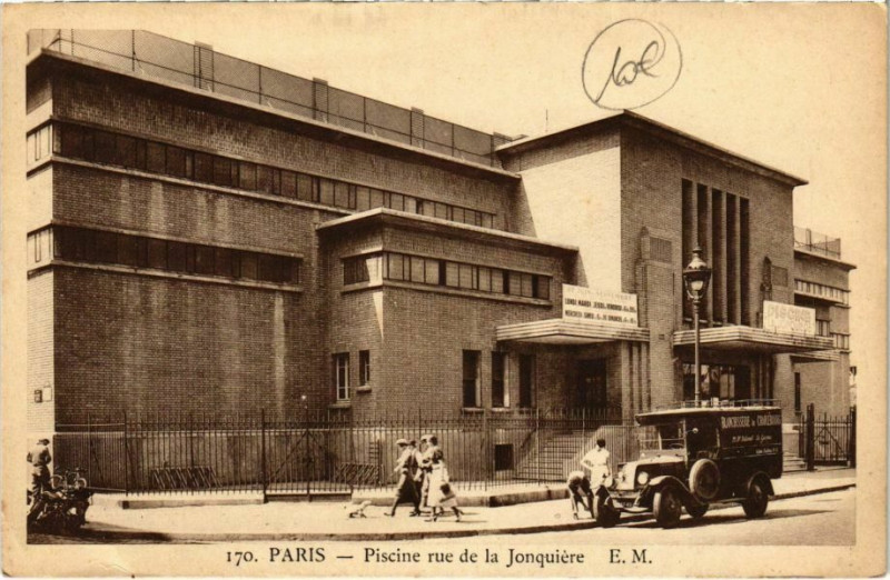 Carte postale ancienne Piscine rue de la Jonquière à Paris 17e