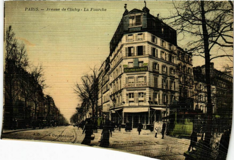Carte postale ancienne Avenue de la Clichy - La Fourche à Paris 18e