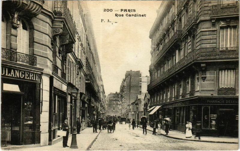 Carte postale ancienne Rue Cardinet à Paris 17e