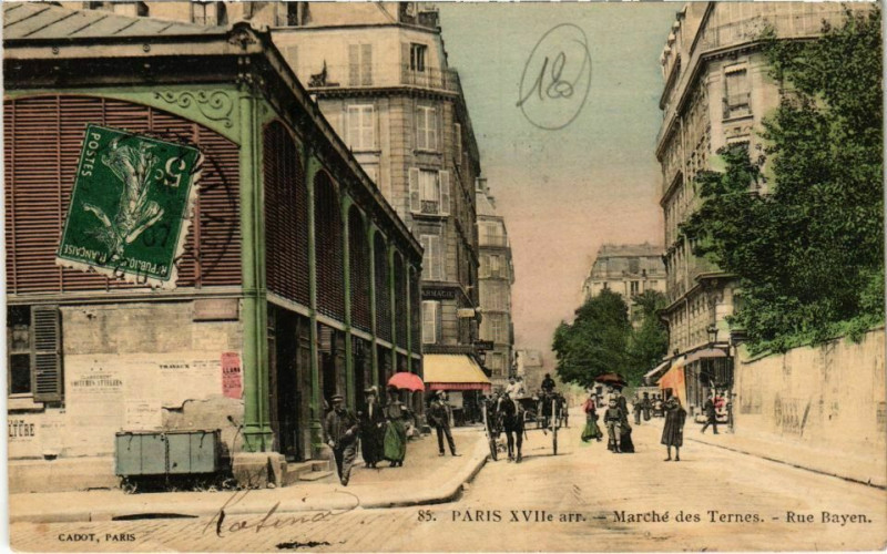 Carte postale ancienne Marché des Ternes - Rue Bayen à Paris 17e
