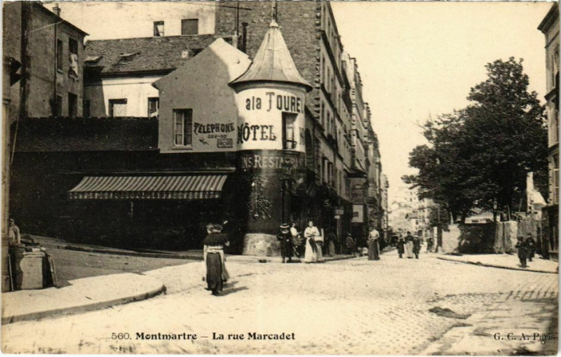 Carte postale ancienne La rue Marcadet à Montmartre à Paris 18e