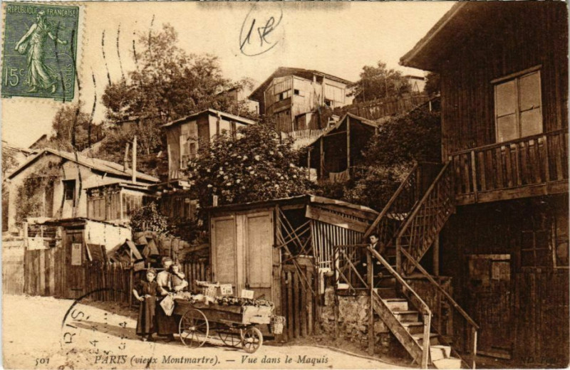 Carte postale ancienne Vieux Montmartre - Vue dans le Maquis à Paris 18e