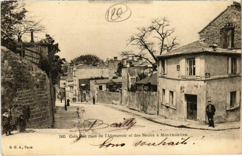 Carte postale ancienne Montmartre - Carrefour des rues de l'Abreuvoir et des Saules à Paris 18e
