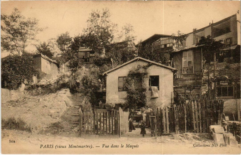 Carte postale ancienne Vieux Montmartre - Vue dans le Maquis à Paris 18e