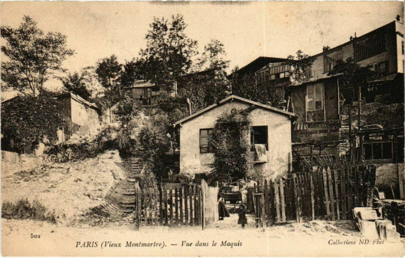 Carte postale ancienne Vieux Montmartre - Vue dans le Maquis à Paris 18e