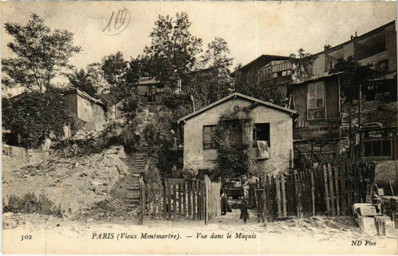 Carte postale ancienne Vieux Montmartre - Vue dans le Maquis à Paris 18e
